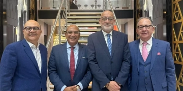 أصداء إيجابية للمشاركة المصرية.. بمعرض "الفيتور" السياحى بمدريد.. تامر الشاعر : بشائر نمو قوية ..والسياحة الثقافية الأكثر استفادة 1 - جريدة المساء