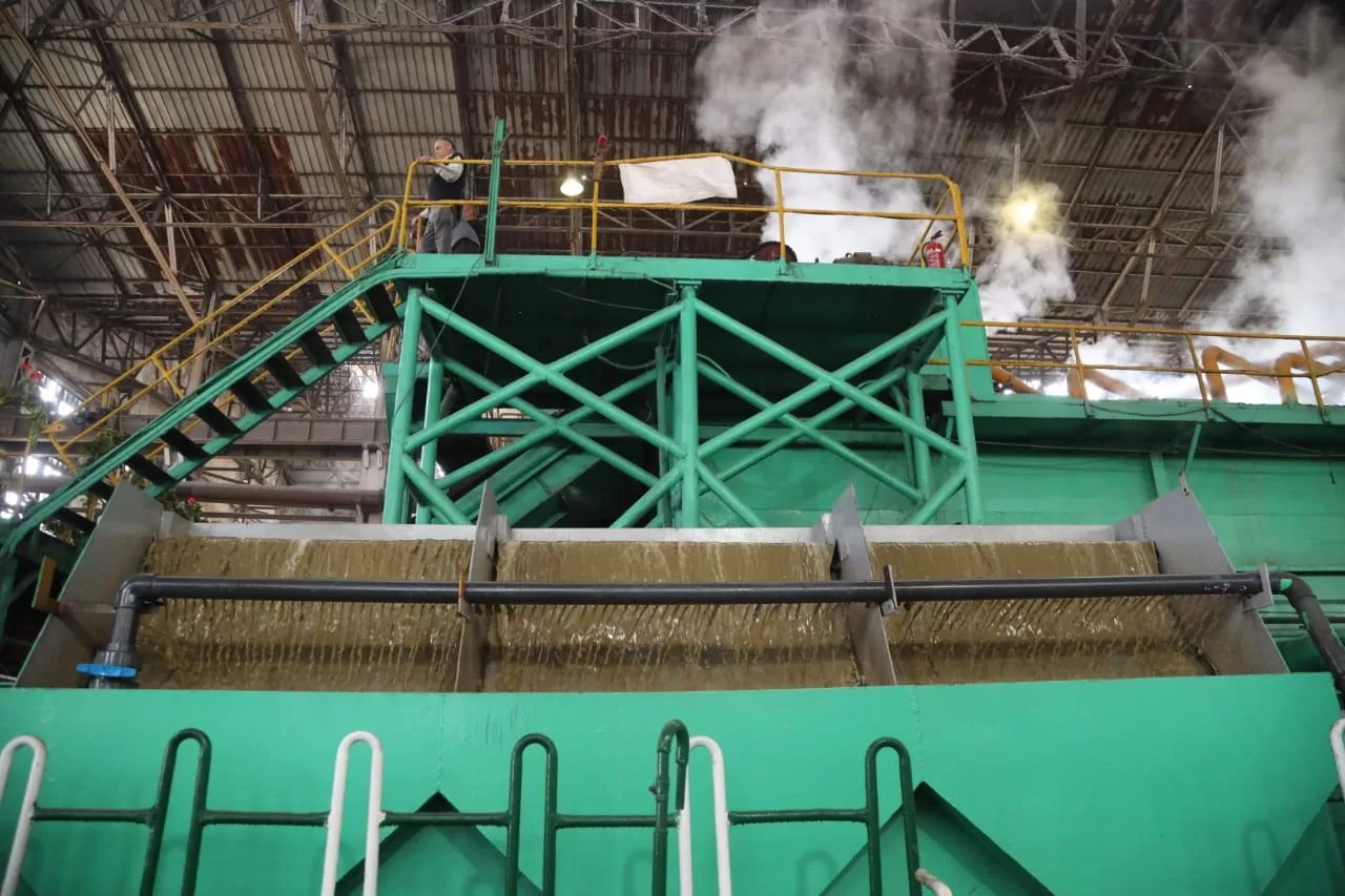 محافظ قنا يفتتح موسم عصير القصب لعام 2026 بمصنع سكر قوص 39 - جريدة المساء