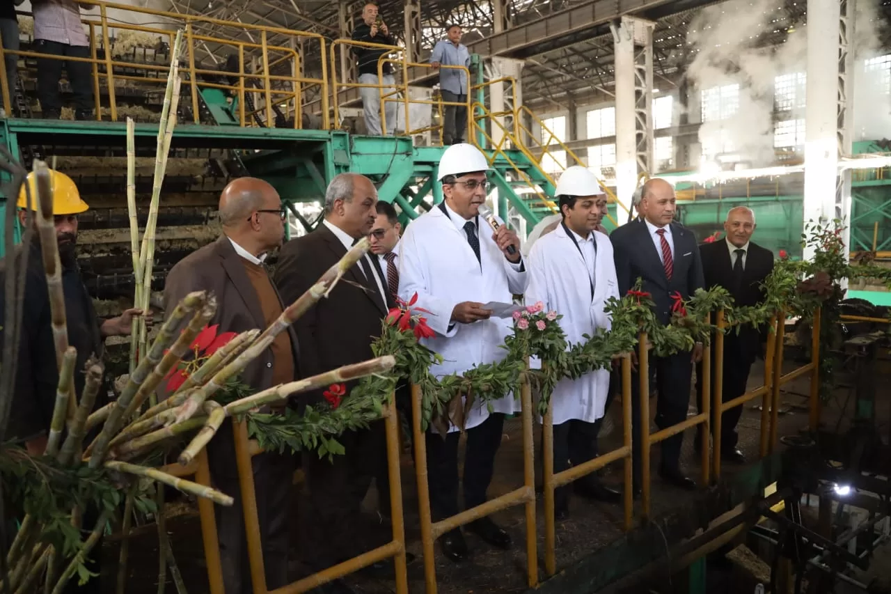 محافظ قنا يفتتح موسم عصير القصب لعام 2026 بمصنع سكر قوص 37 - جريدة المساء