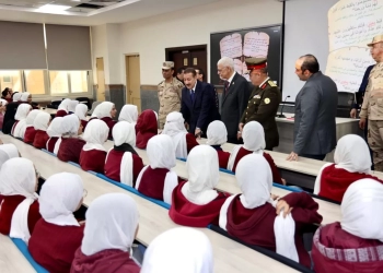 " أبو ليمون" و " القاصد" يتفقدان الدورة التدريبية العسكرية بالجامعة الأهلية.. ببركة السبع 35 - جريدة المساء