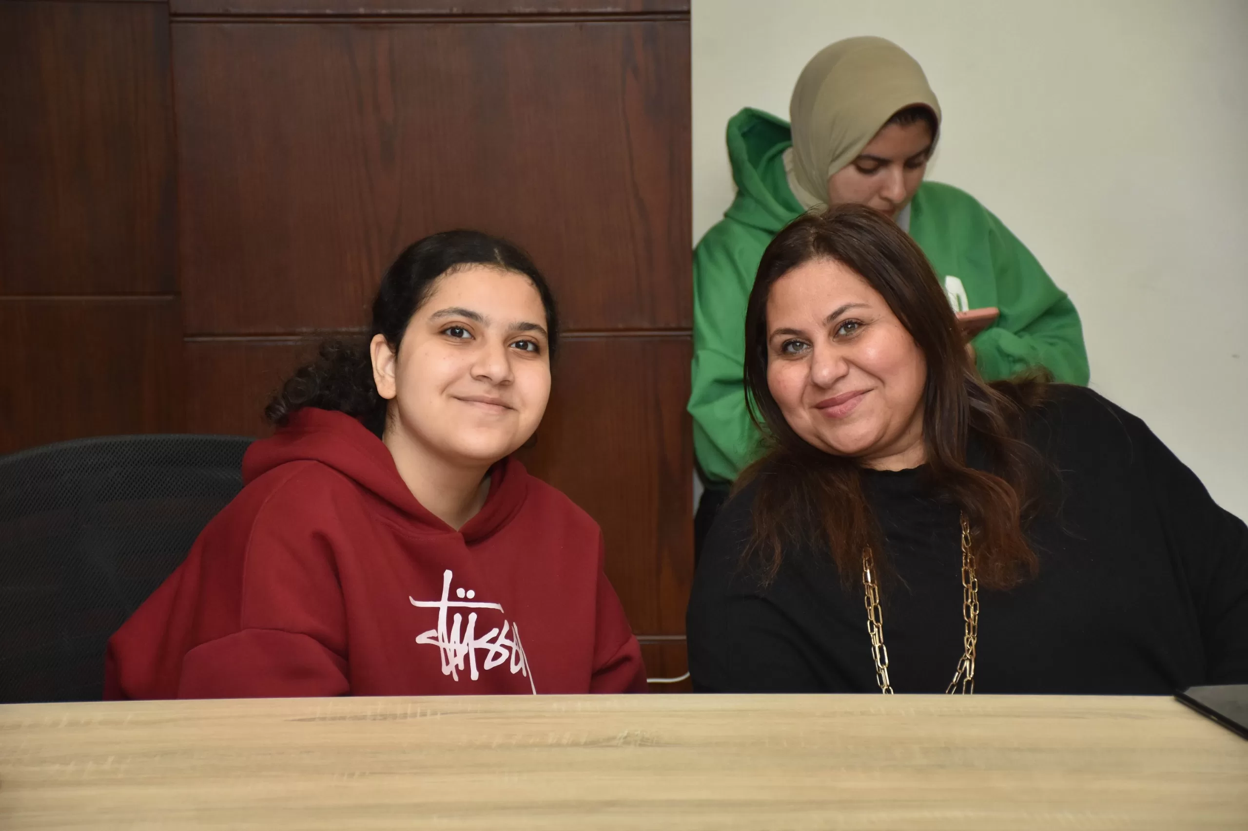 رموز السياسة والفن والثقافة يشهدون حفل توقيع كتاب «امرأة لا تنحني» لفريدة الشوباشي 32 - جريدة المساء