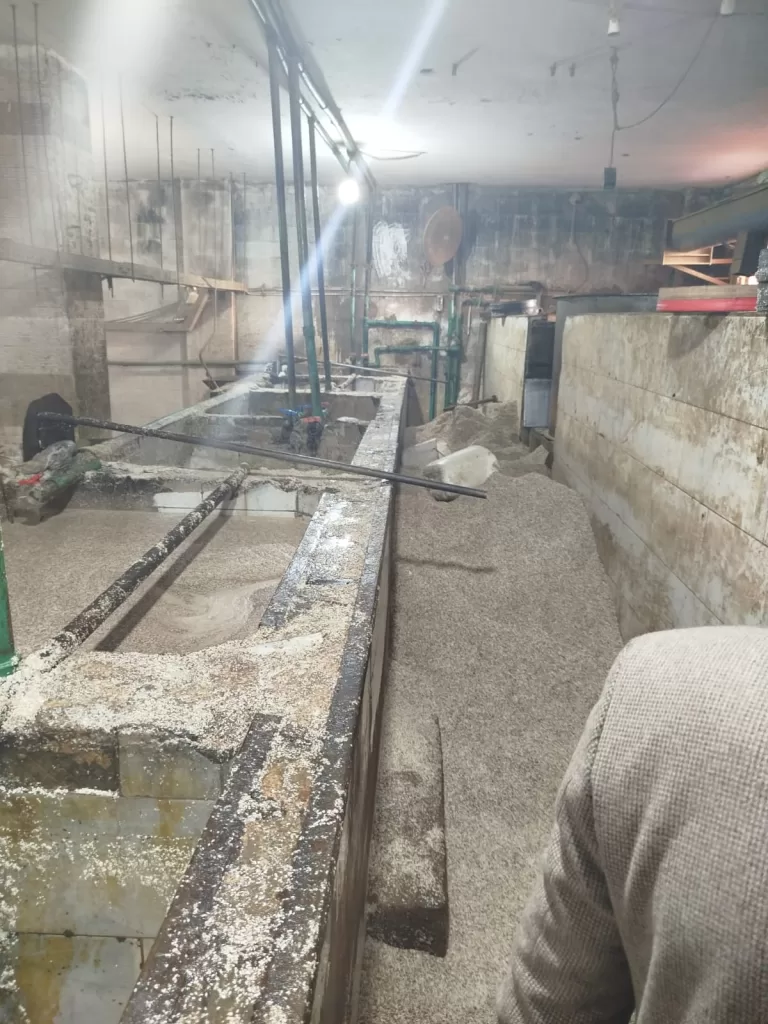 ضبط21 طن أغذية مجهولة المصدر و 3000 لتر سولار مدعم فى منشآت مخالفة.. بالسادات 25 - جريدة المساء