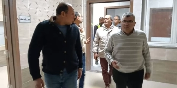 مساعد وزير الصحة تفقد مشروع مستشفى العبور بنسبة تنفيذ 98% 1 - جريدة المساء