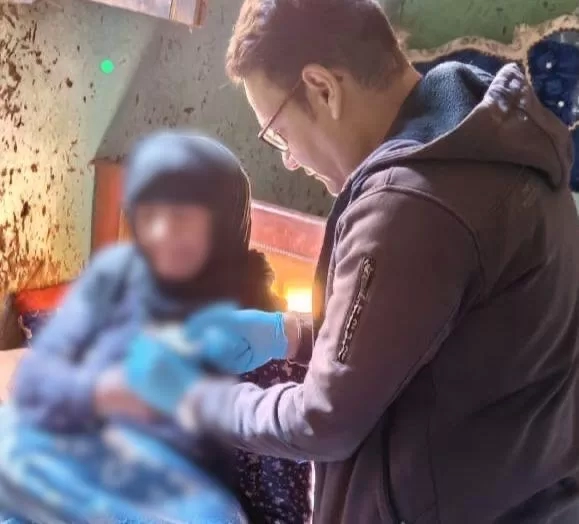 هيئة الرعاية الصحية: تكثيف الزيارات المنزلية لكبار السن والفئات الأولى بالرعاية الصحية بمحافظة الأقصر 18 - جريدة المساء هيئة الرعاية الصحية: تكثيف الزيارات المنزلية لكبار السن والفئات الأولى بالرعاية الصحية بمحافظة الأقصر 17 - جريدة المساء