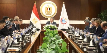 وزير الصحة يتابع مع وفد تركي تنفيذ «مدينة العاصمة الطبية» فى مصر 1 - جريدة المساء