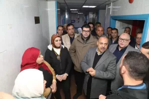 محافظ الشرقية في جولة مفاجئة بمستشفى المبرة بالزقازيق: جاهزية كاملة خلال العطلات 20 - جريدة المساء