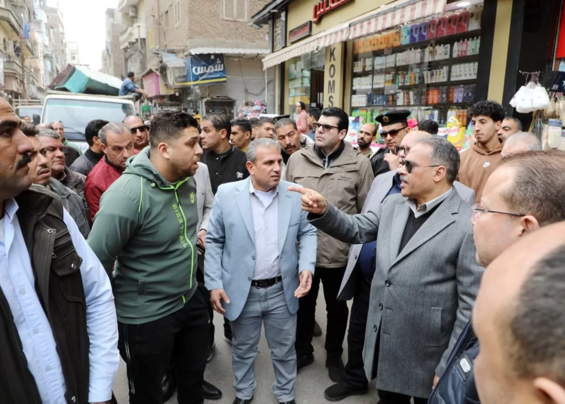 الشرقية تنتفض.."الأشموني" يتابع رفع الإشغالات وتأمين شوارع بالزقازيق 19 - جريدة المساء