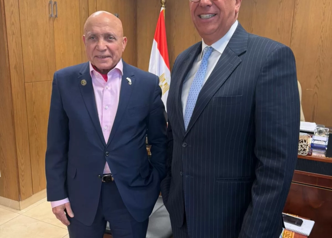 نبيل حبشى يستقبل رئيس اتحاد الكيانات المصرية فى أوروبا 19 - جريدة المساء