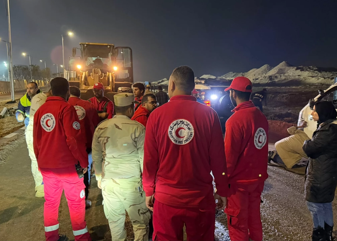 استجابة فورية من الهلال الأحمر لانفجار ماسورة مياه قرب المعرض 19 - جريدة المساء