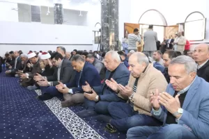 محافظ الشرقية يفتتح مسجد أم كلثوم بأبو كبير 35 - جريدة المساء