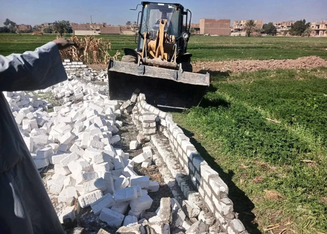 إزالة 1047 حالة تعد على أملاك الدولة والأراضي الزراعية بسوهاج 21 - جريدة المساء