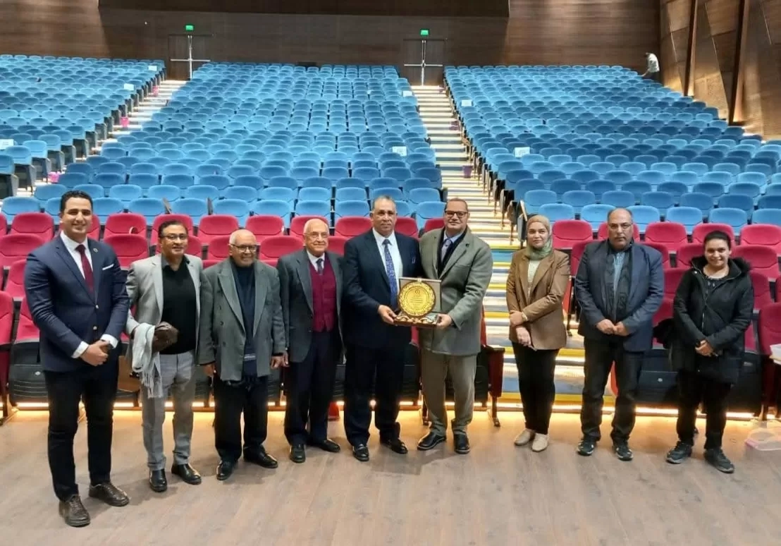 نقيب المحامين يشارك في مناقشة دكتوراة بعين شمس 18 - جريدة المساء