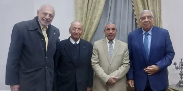 المجمع العلمى المصرى يكرم د.شراقي ويمنحه العضوية  1 - جريدة المساء