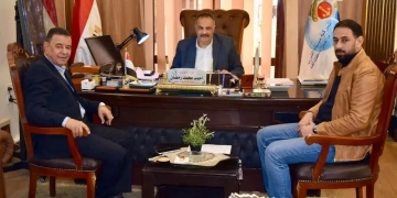 موسى خالد يبحث مع رئيس شركة مياه القناة تطوير خدمات المياه والصرف الصحي 1 - جريدة المساء