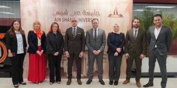 عين شمس و" Essex "البريطانية تبحثان تعزيز الشراكة 1 - جريدة المساء