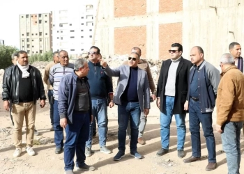 بيدٍ حاسمة لإعادة الانضباط.. محافظ الشرقية يقود حملة شاملة لرفع الإشغالات والتعديات بشرايين الزقازيق الحيوية 26 - جريدة المساء بيدٍ حاسمة لإعادة الانضباط.. محافظ الشرقية يقود حملة شاملة لرفع الإشغالات والتعديات بشرايين الزقازيق الحيوية 25 - جريدة المساء