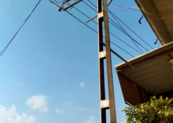 أعمدة إنارة ٠ ٠ خارج الخدمة! ! 26 - جريدة المساء أعمدة إنارة ٠ ٠ خارج الخدمة! ! 25 - جريدة المساء