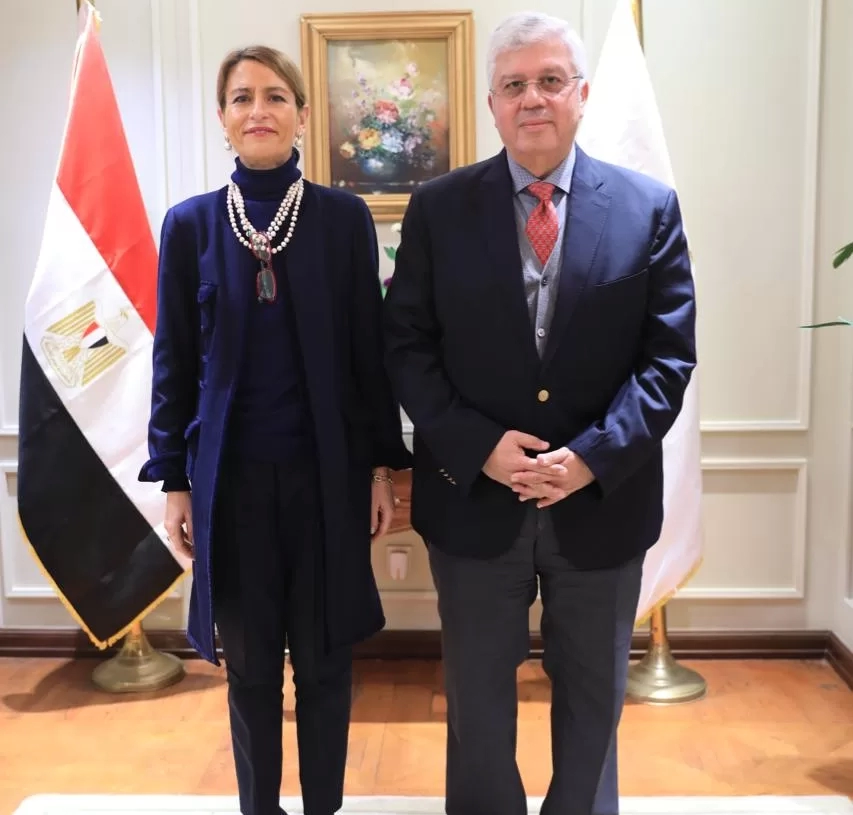 د.عاشور..يستقبل مديرة مكتب منظمة اليونسكو بالقاهرة لتوسيع نطاق التعاون بين الجانبين 17 - جريدة المساء
