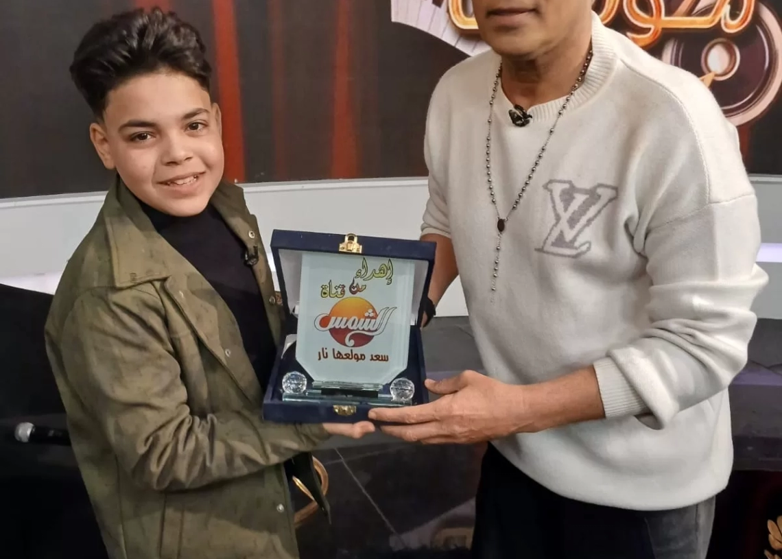 معتز موهبة ضيف " مولعها نار " مع سعد الصغير .. اليوم 19 - جريدة المساء