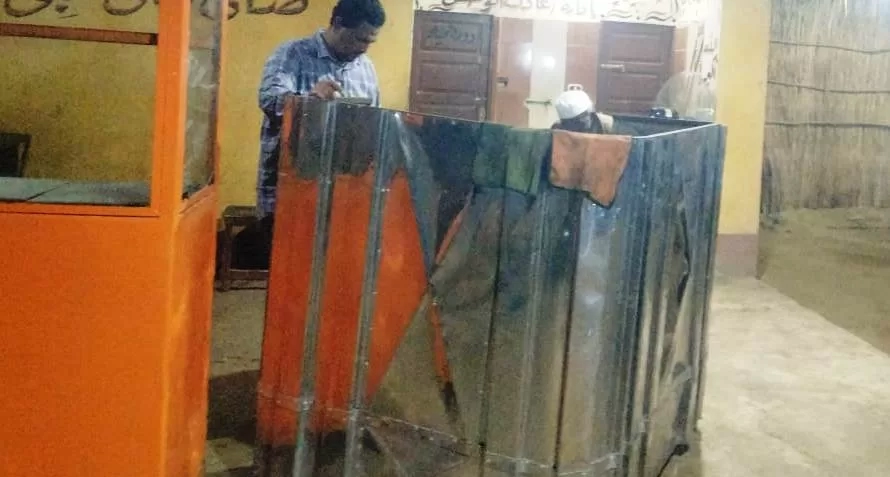 محافظ أسوان يأمر بالإغلاق الفورى لمطعم بأدندان لعدم صلاحية الوجبات 18 - جريدة المساء