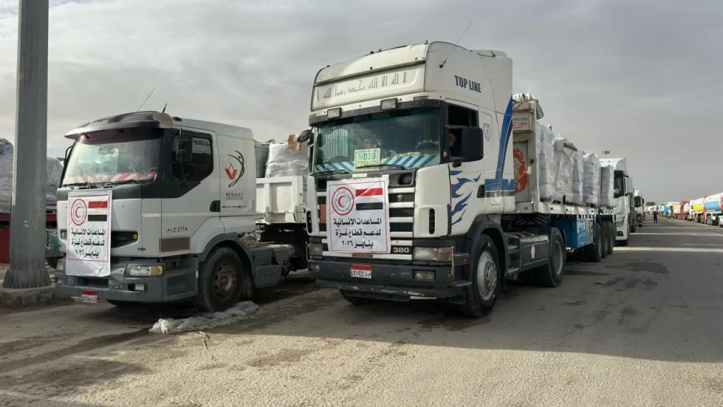 الهلال الأحمر يمد غزة بأطنان من المساعدات الغذائية والمستلزمات الشتوية 23 - جريدة المساء