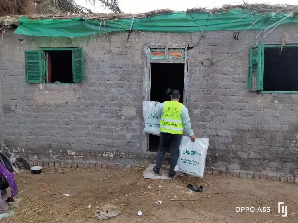 توزيع بطاطين على 4 قرى ضمن القرى الأولى بالرعاية بمركز الرياض 19 - جريدة المساء