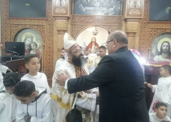 رئيس مدينة مرسى علم يشارك الإخوة الاقباط الاحتفال بعيد الميلاد المجيد 29 - جريدة المساء