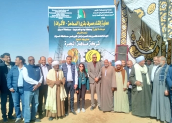 وزراء التخطيط والزراعة ومحافظ أسوان يتفقدون مشروعات تأهيل المساقي وتطوير المصرف الزراعى بمشروع وادى الصعايدة بإدفو 29 - جريدة المساء