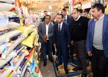 محافظ المنوفية يتفقد معرض " أهلاً رمضان " بمدينة تلا 19 - جريدة المساء