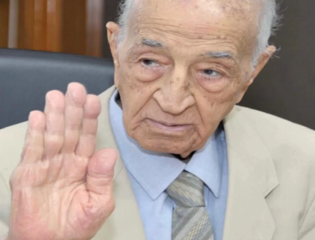 وزير الإعلام ناعيا فهمى عمر.. فقدنا استاذاً بارزا فى فنون العمل الإذاعى 19 - جريدة المساء