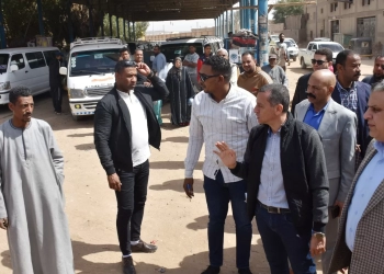 محافظ أسوان : يطالب بإصلاح وصيانة تسريب المياه لبعض العمارات السكنية في منطقة السيل 28 - جريدة المساء محافظ أسوان : يطالب بإصلاح وصيانة تسريب المياه لبعض العمارات السكنية في منطقة السيل 27 - جريدة المساء