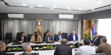 محافظ أسوان يهنئ مجلس إدارة نقابة المحامين الجديد .. 1 - جريدة المساء