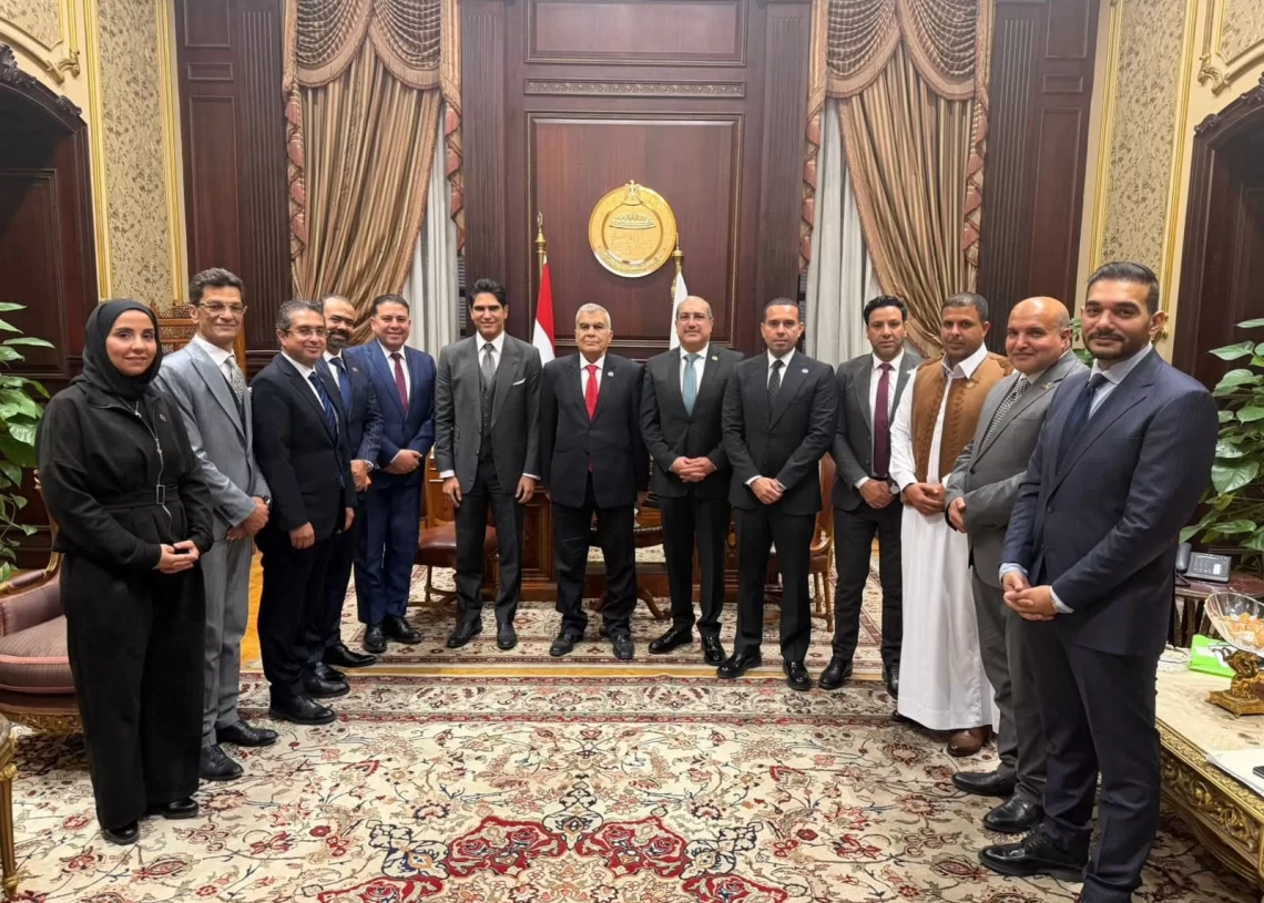 أعضاء "برلمانية الشعب الجمهوري" يلتقون رئيس مجلس الشيوخ 20 - جريدة المساء أعضاء "برلمانية الشعب الجمهوري" يلتقون رئيس مجلس الشيوخ 19 - جريدة المساء