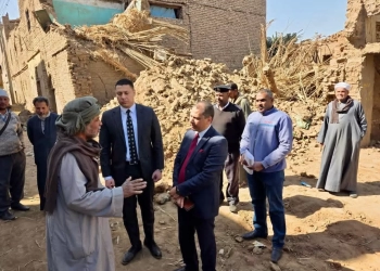 النيابة الإدارية تعاين موقع انهيار عقار بدشنا 25 - جريدة المساء