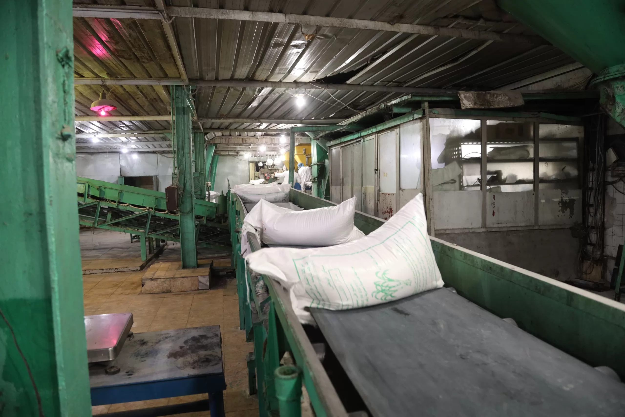 محافظ قنا يفتتح موسم عصير القصب بمصنع سكر دشنا 27 - جريدة المساء