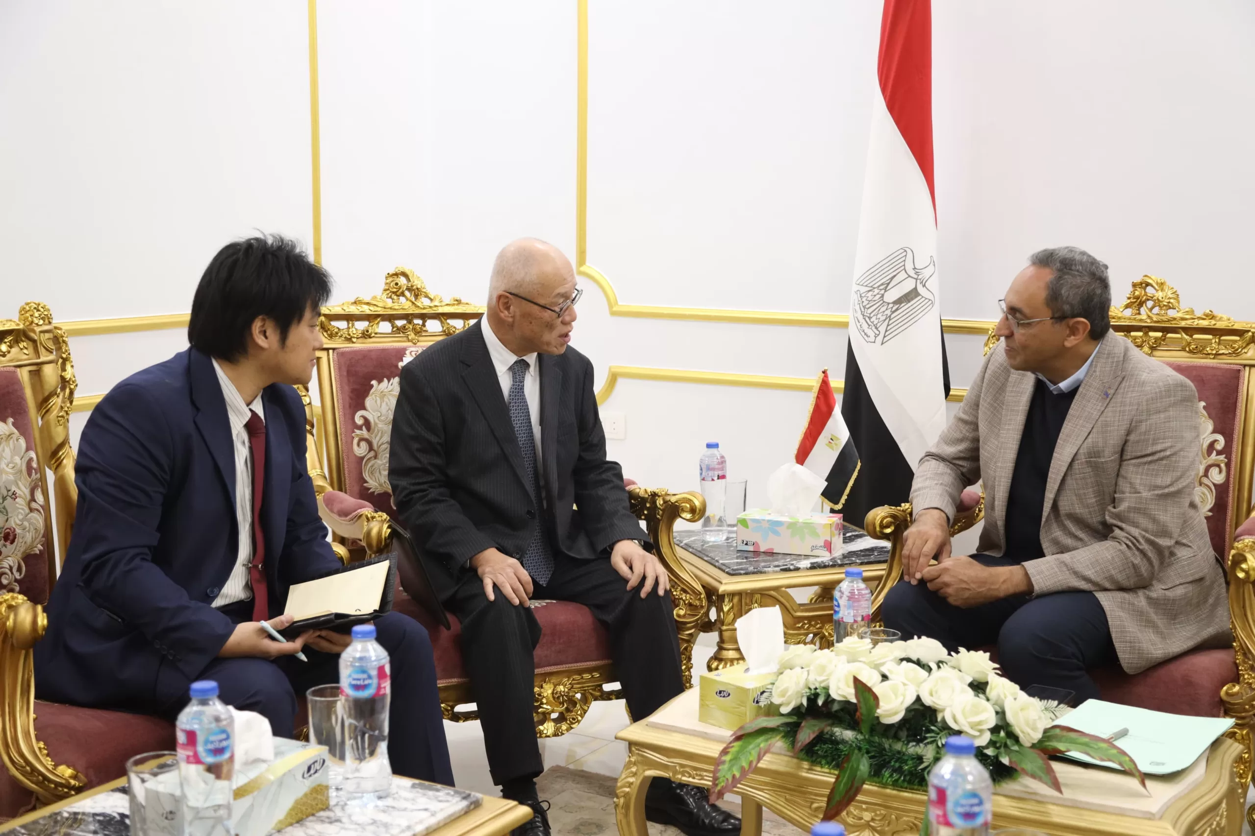 محافظ قنا يبحث مع سفير اليابان تعزيز التعاون التعليمي والاستثماري 21 - جريدة المساء