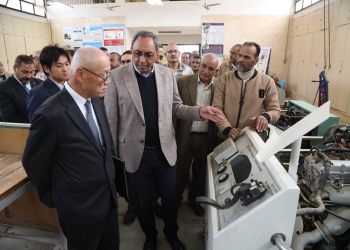 محافظ قنا والسفير الياباني يتفقدان "الفنية الصناعية" لبحث إنشاء مدرسة تكنولوجية متطورة 19 - جريدة المساء