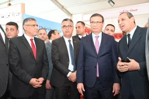 وزيرا الزراعة والتموين ومحافظ الجيزة يفتتحون معرض السلع الغذائية بالمتحف الزراعي 27 - جريدة المساء