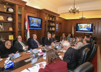 رجال أعمال إسكندرية يبحثون مع الملحق التجاري التركي توسيع التعاون الاقتصادي 25 - جريدة المساء