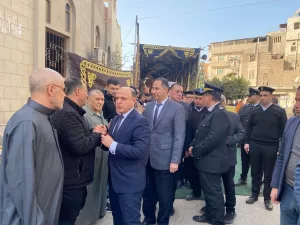 محافظ كفرالشيخ يتقدم الجنازة العسكرية لشهيد الواجب النقيب معاون مباحث مركز شرطة الحامول 25 - جريدة المساء