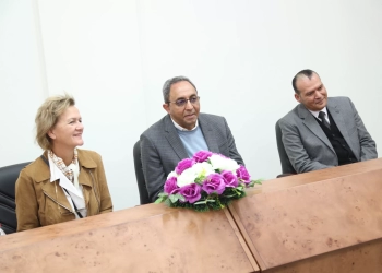 محافظ قنا وسفيرة الاتحاد الأوروبي يتفقدان المنطقة الصناعية بقفط 39 - جريدة المساء