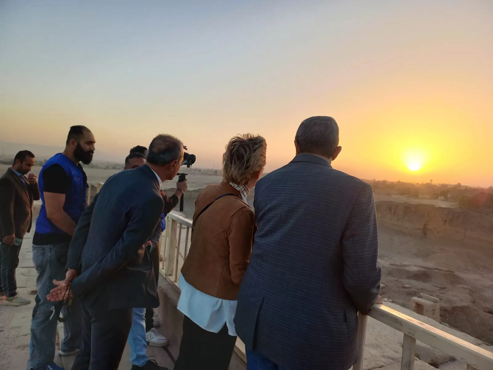 سفيرة الاتحاد الأوروبي تزور معبد دندرة في قنا 55 - جريدة المساء