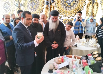 نائب محافظ قنا يتفقد معرض "بمشروعك تبني حياة" بقوص لدعم الحرف اليدوية 27 - جريدة المساء
