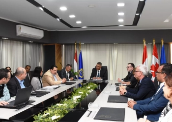 محافظ أسوان يترأس الإجتماع التنسيقى لمتابعة مشروع تعزيز الزراعة الذكية مناخياً 25 - جريدة المساء