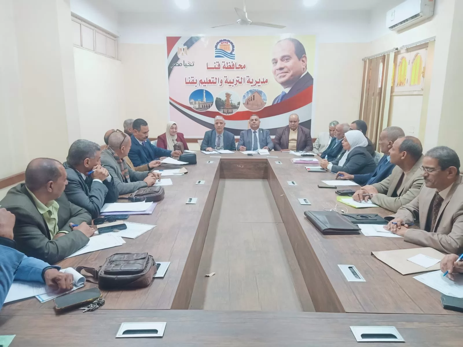 وكيل تعليم قنا يتابع استعدادات بدء الدراسة بالفصل الدراسي الثاني 25 - جريدة المساء