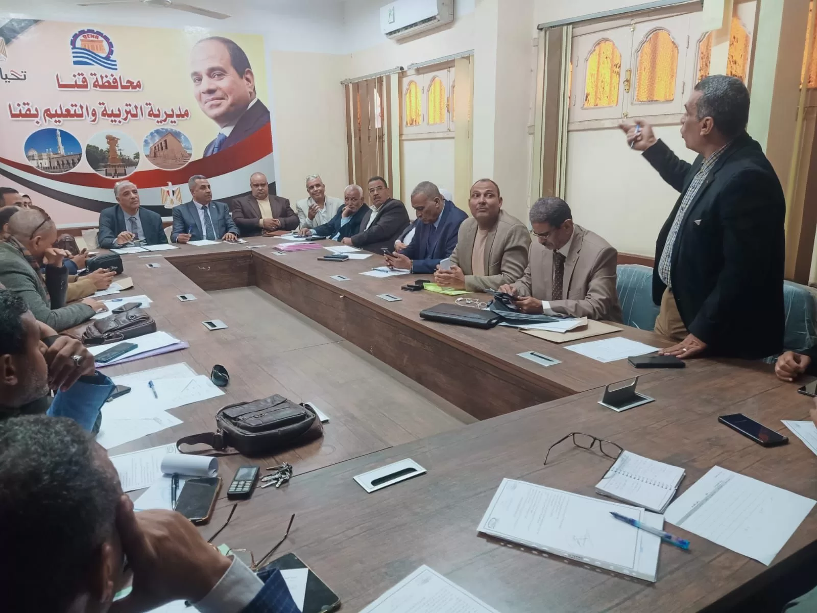 وكيل تعليم قنا يتابع استعدادات بدء الدراسة بالفصل الدراسي الثاني 21 - جريدة المساء