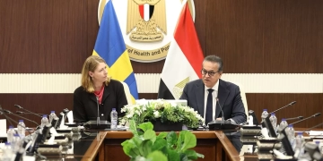 وزير الصحة بحث مع وفد الشركات السويدية تعزيز الشراكات الاستراتيجية في القطاع الصحي 1 - جريدة المساء