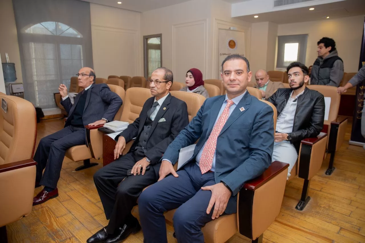 ورش العمل البرلمانية بالشعب الجمهوري تناقش تطور الحياة النيابية المصرية 37 - جريدة المساء