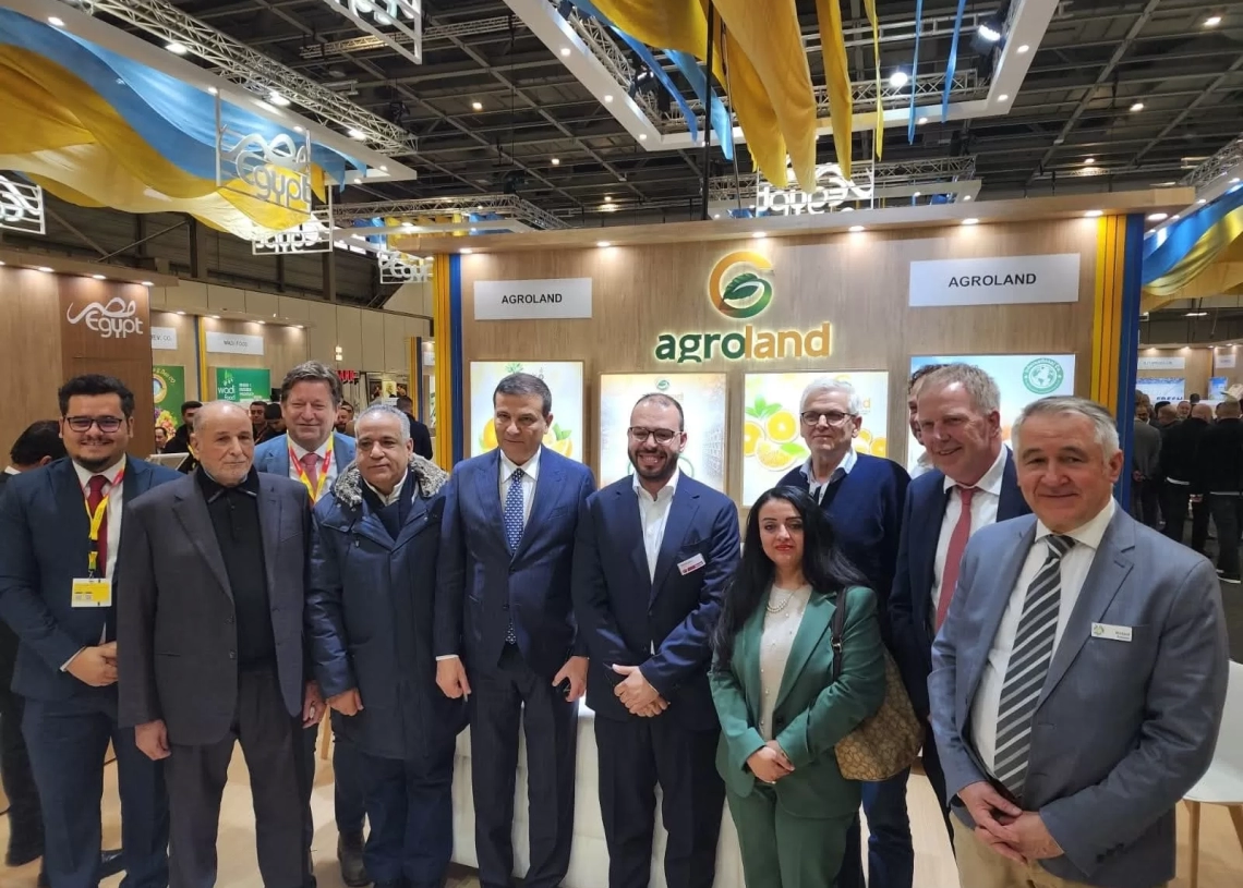 بمشاركة 99 شركة.. وزير الزراعة يفتتح الجناح المصري بمعرض "فروت لوجستيكا" ببرلين 27 - جريدة المساء
