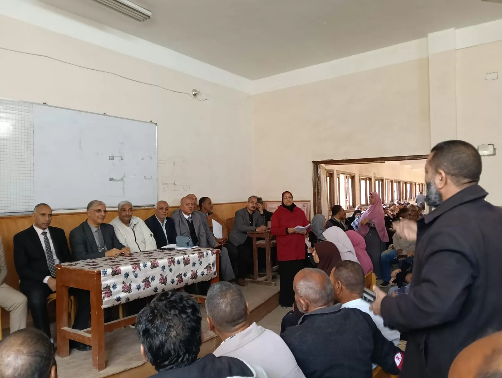 وكيل تعليم قنا يتابع مقابلات اختيار المشاركين في امتحانات الدبلومات الفنية 24 - جريدة المساء